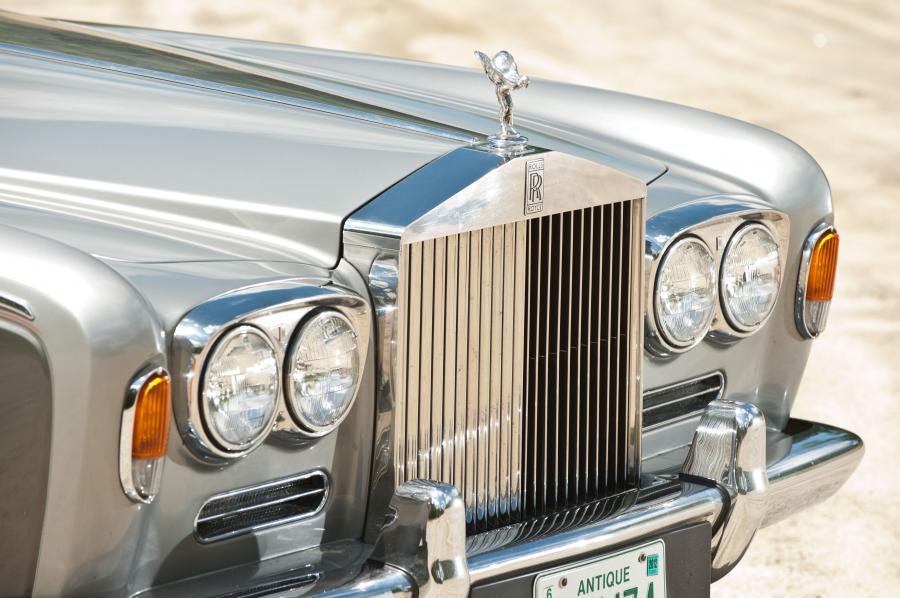  Rolls-Royce Silver Shadow Sedan 1971 года  (фото 11 из 17)